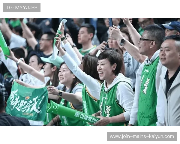 大手笔续约落地，球队长期骨干阵容稳定